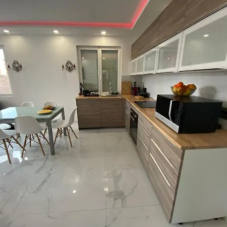 3 Chambres, Refait A Neuf, Piscine, Proche Et Gare Καν-συρ-Μερ