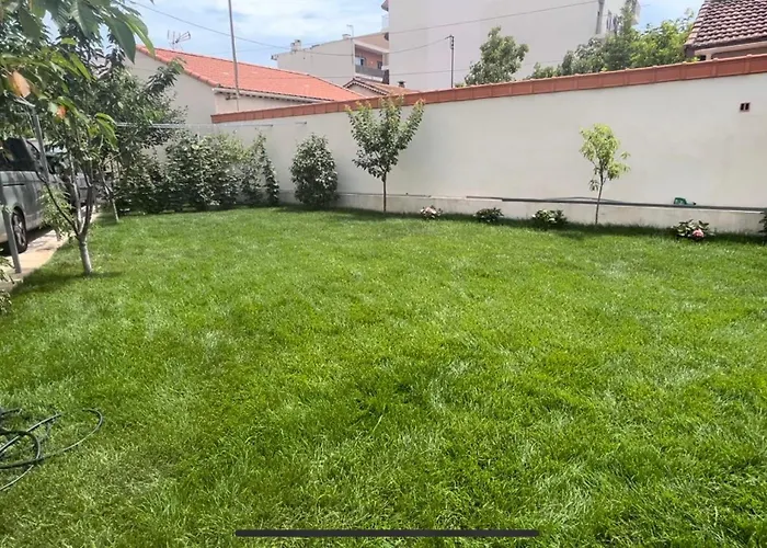 3 Chambres, Refait à Neuf, Piscine, Proche Et Gare Appartement Cagnes-sur-Mer